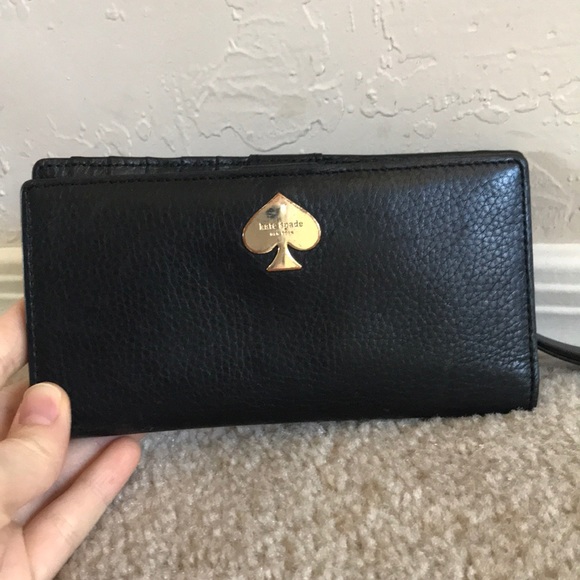 kate spade Handbags - Black leather Kate spade ♠️ wallet